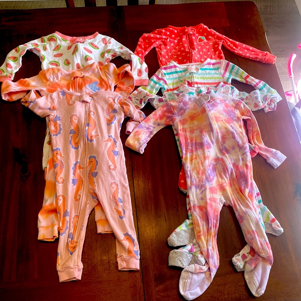 7 footed/non-footed 12 Month Pajamas